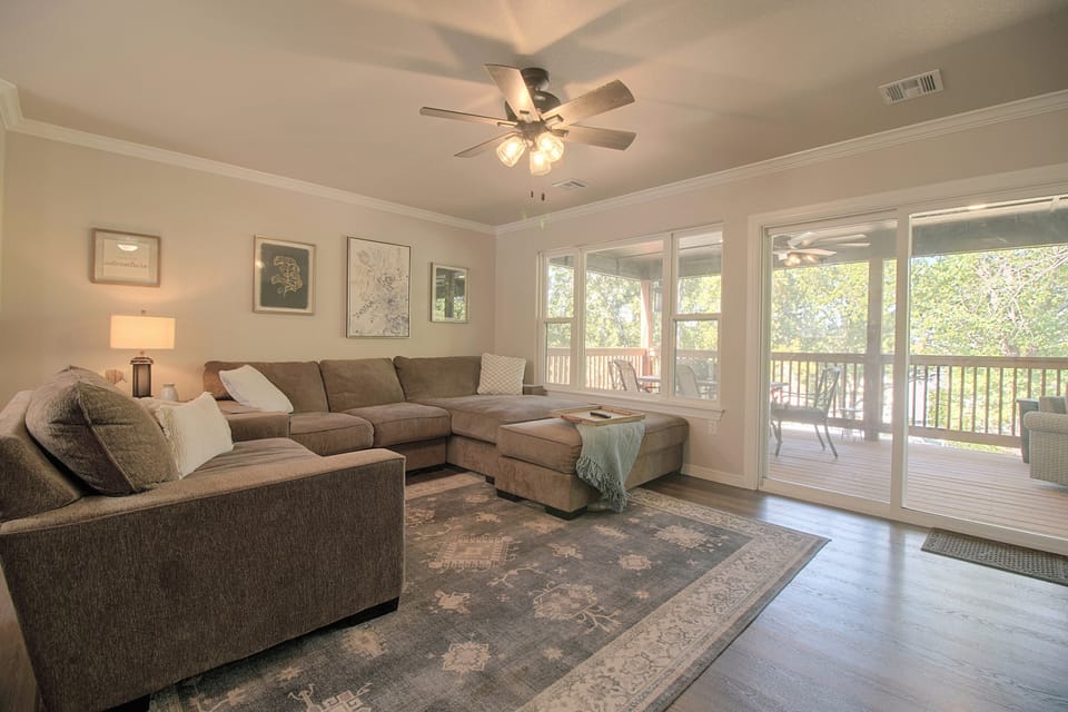 Eucha Home: Grand Lake Views, Boat Ramp Access House in Lake O The Cherokees