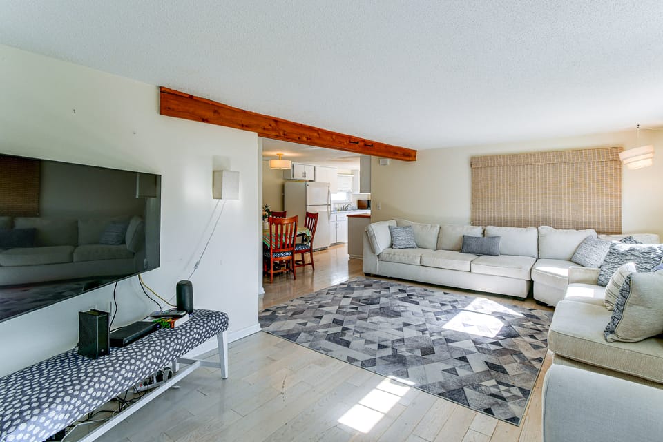 Steps to Bay! Home w/ Hot Tub in Tawas City House in Tawas City
