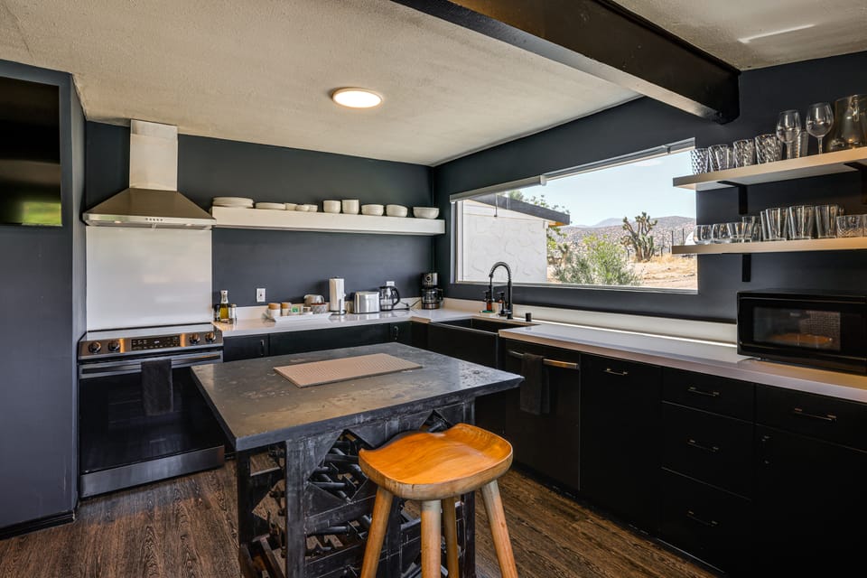Private Pool & Stargazing at Pioneertown Retreat House in Southern California