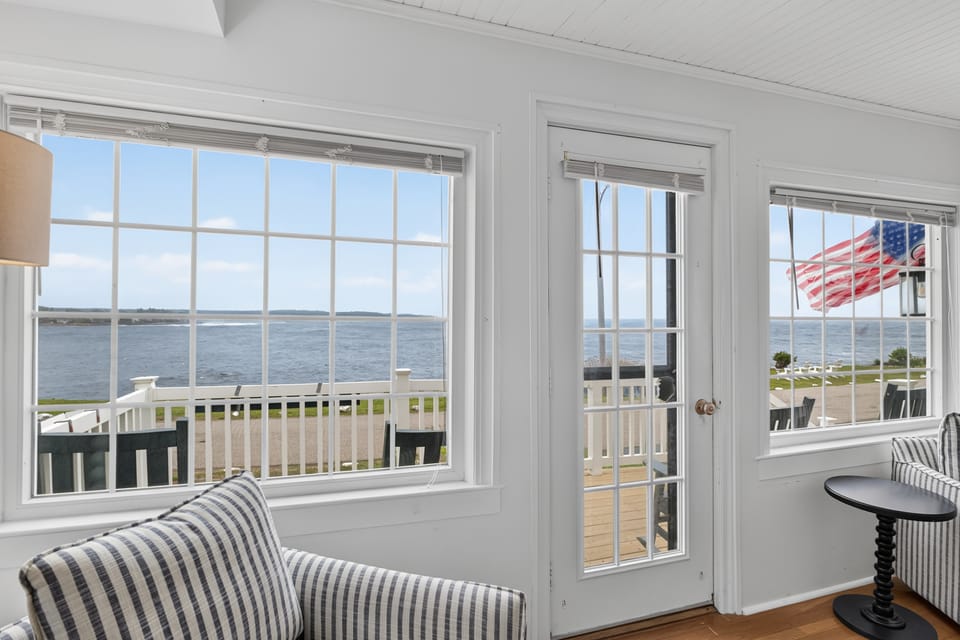 Oceanfront Escape! York Home w/ Deck + Fire Pit House in Cape Neddick