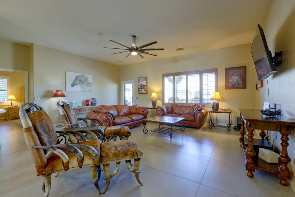 Alanamari Estate, Pool, Hot-tub, Golf, Hike, Pets House in Anthem