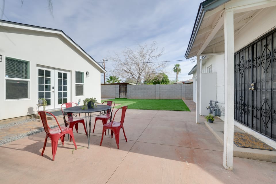 Phoenix Furnished Home Near Encanto Park House in Phoenix
