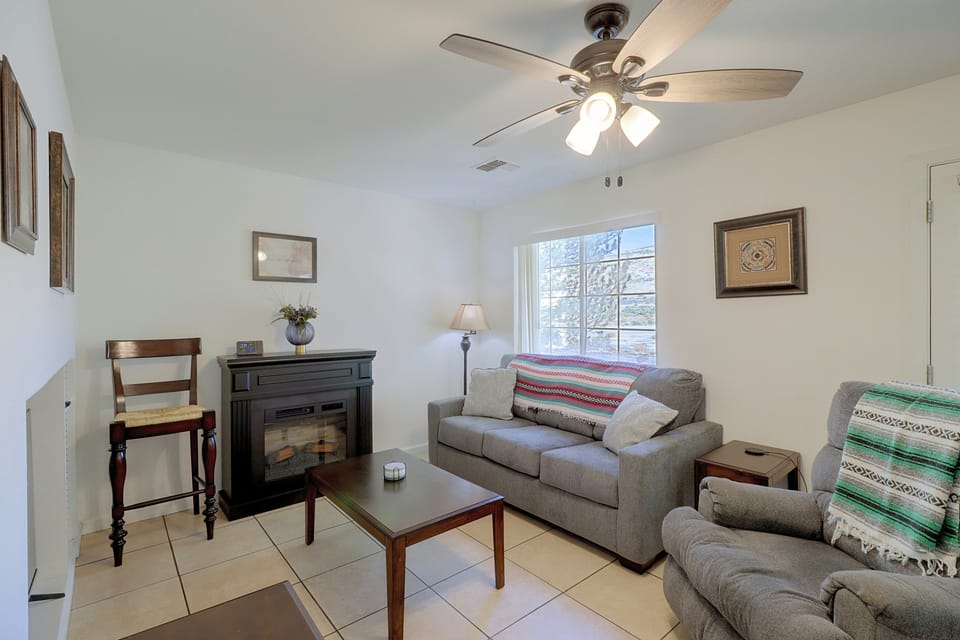 Extended Stay Ready! Sparkis Townhome w/ Patio Apartment in Sparks
