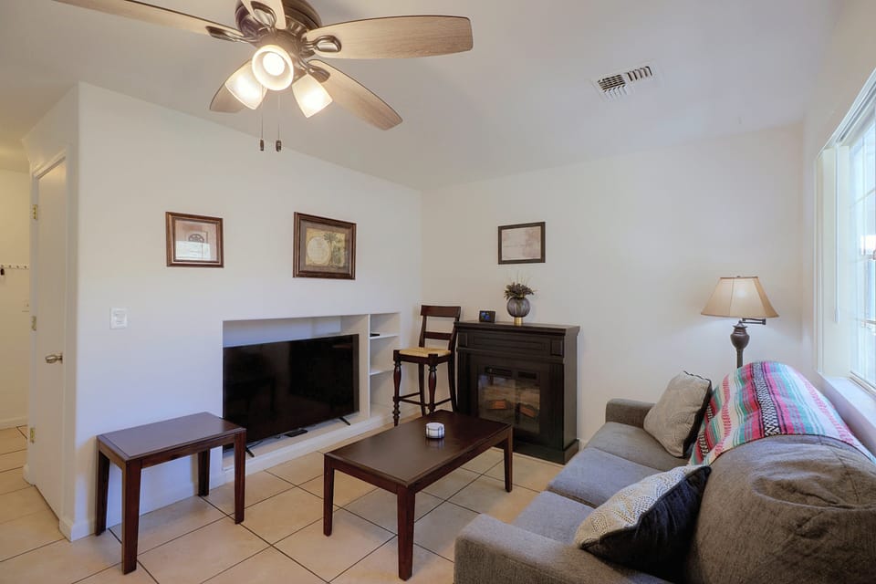 Extended Stay Ready! Sparkis Townhome w/ Patio Apartment in Sparks