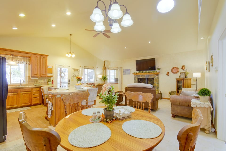 Jamestown Cottage: 3 Mi to Town, Historic Sites House in Jamestown