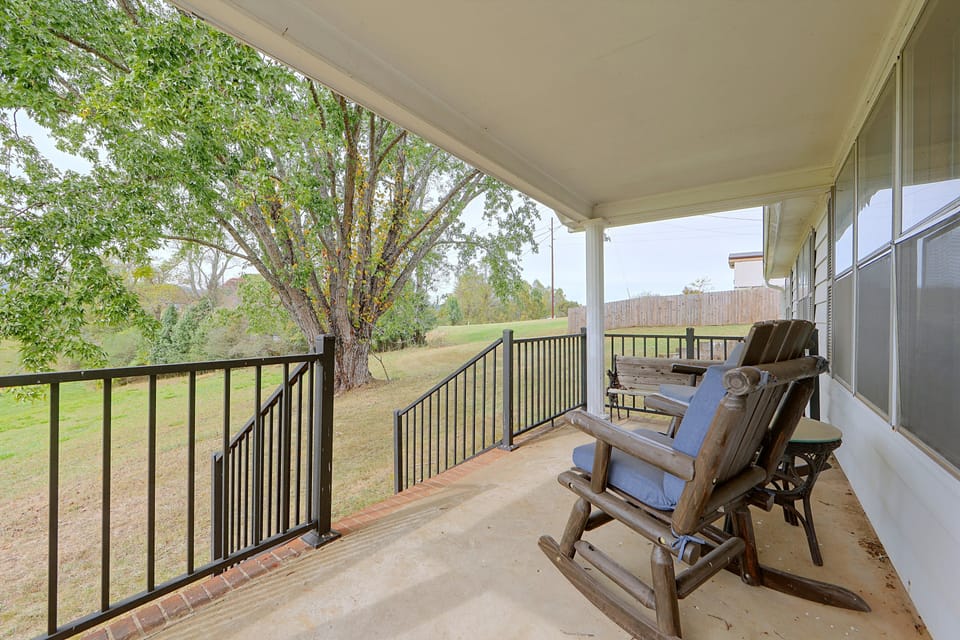 Asheville Days, Campfire Nights! Countryside Haven House in Buncombe County