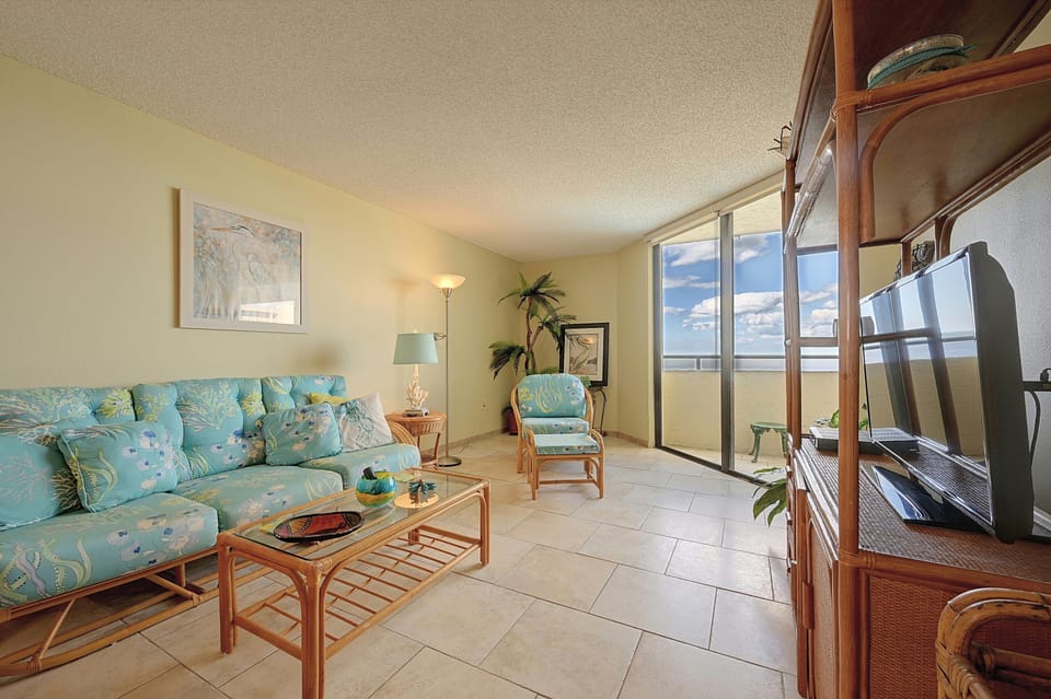 Spectacular Gulf View & Breathtaking Sunsets! Apartment in Hudson