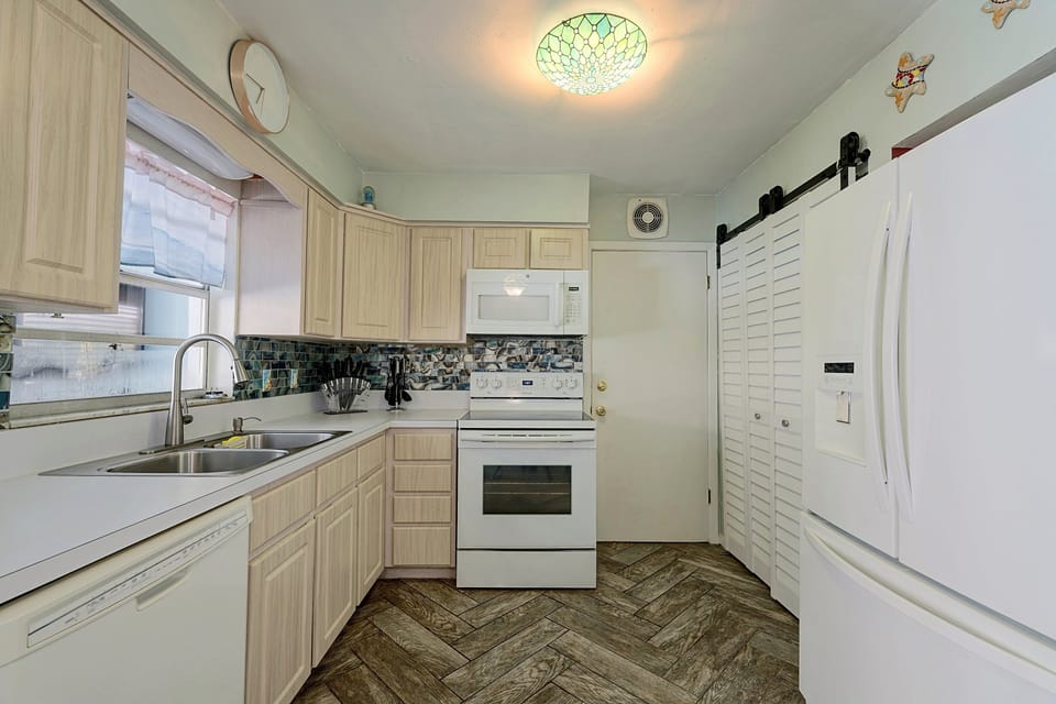 Families w/ Pets! Retreat 4 Mi to Homosassa River House in Florida