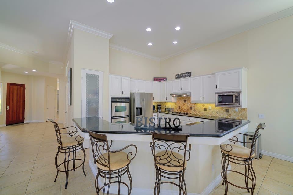 PGA West Oasis w/ Private Pool, Patio & Views! House in La Quinta
