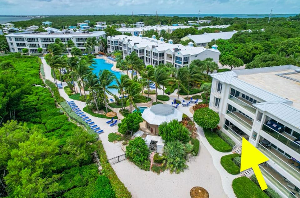 Units Proximity to Oasis Pool