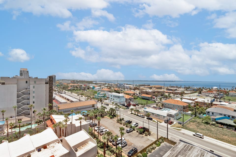 Condo, 4 Bedrooms | View from property