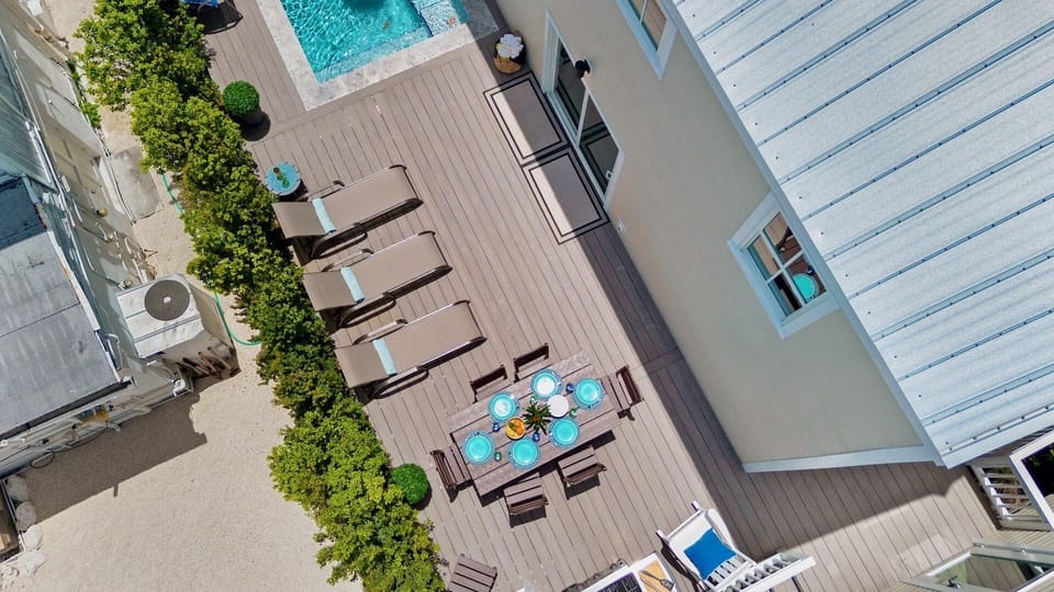 Overhead view...