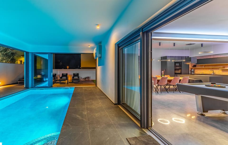 pool
