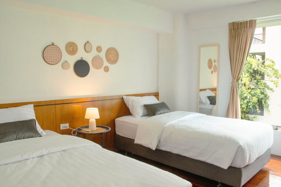 Twin Room | Free WiFi, bed sheets