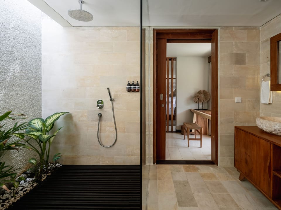 One Bedroom Pool Villa | Bathroom | Shower, rainfall showerhead, designer toiletries, hair dryer