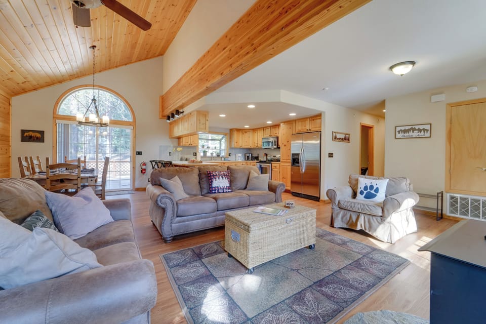 House (4 Bedrooms) | Interior