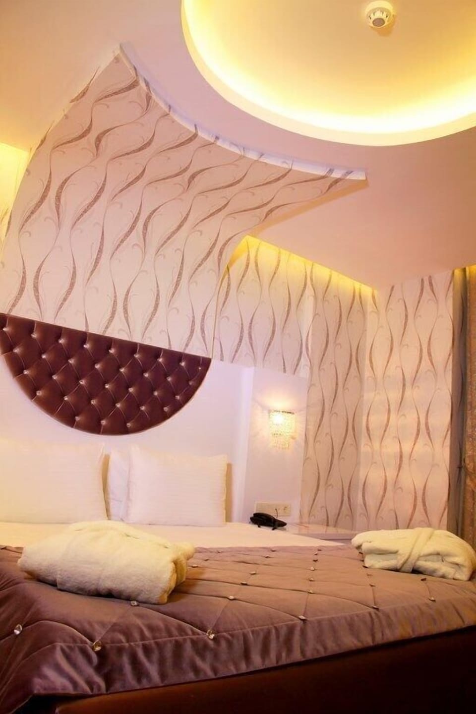 Minibar, in-room safe, desk, soundproofing