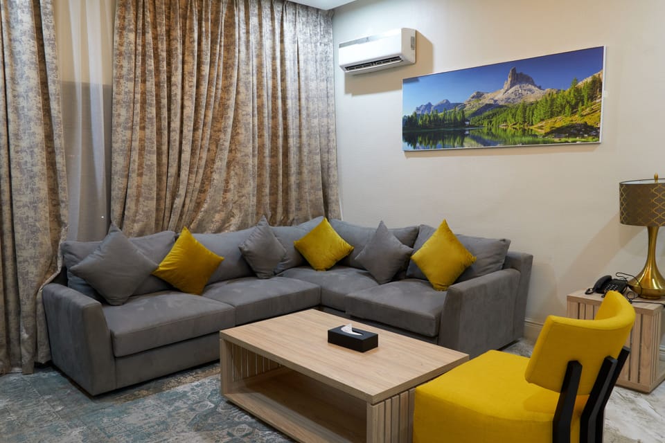 Presidential Suite | In-room safe, desk, free WiFi