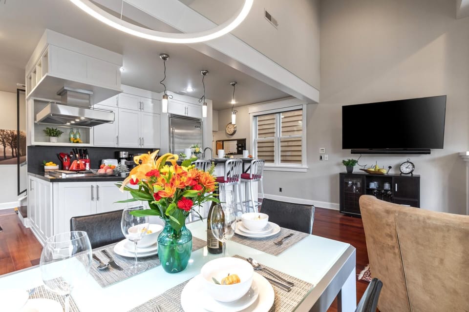 Villa, 3 Bedrooms (BBQ, Sleeps 9 (PWS-957)) | Dining