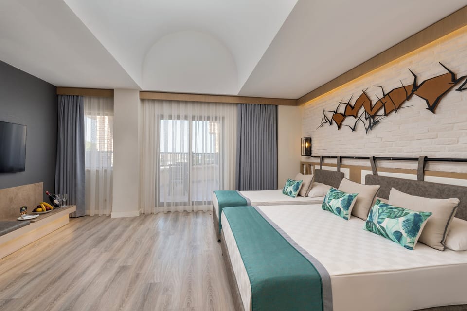 Free minibar, in-room safe, soundproofing, free cribs/infant beds