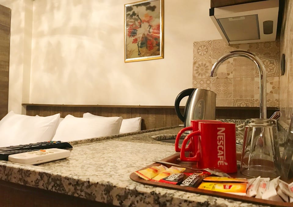Economy Room (Basement Floor) | Coffee and/or coffee maker