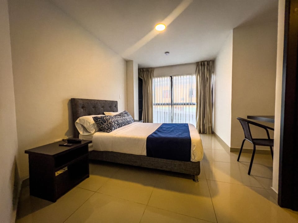 Standard Double Room | WiFi (free), bed sheets