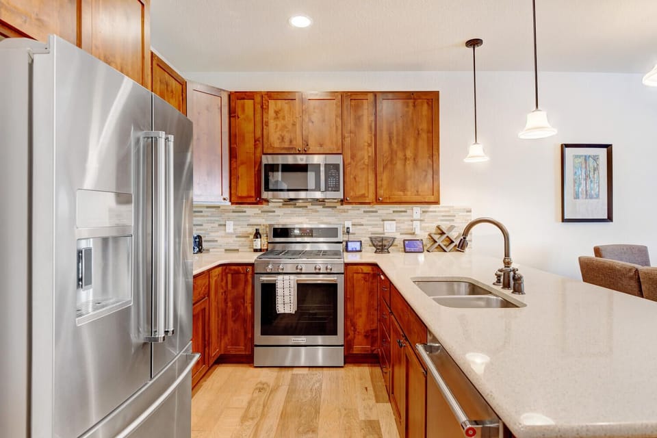 Kitchen Area with High End Appliances
