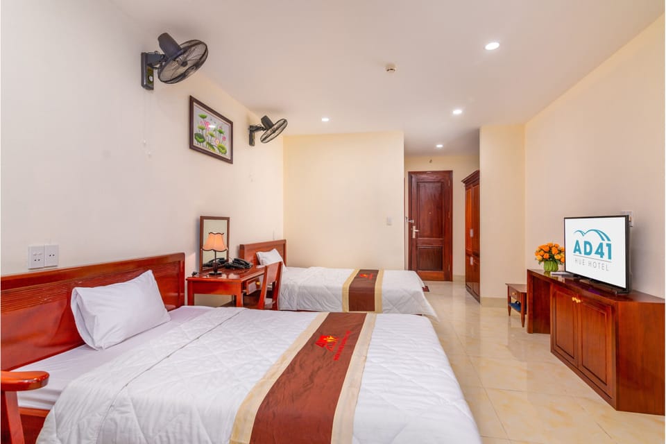 Desk, laptop workspace, free WiFi, bed sheets