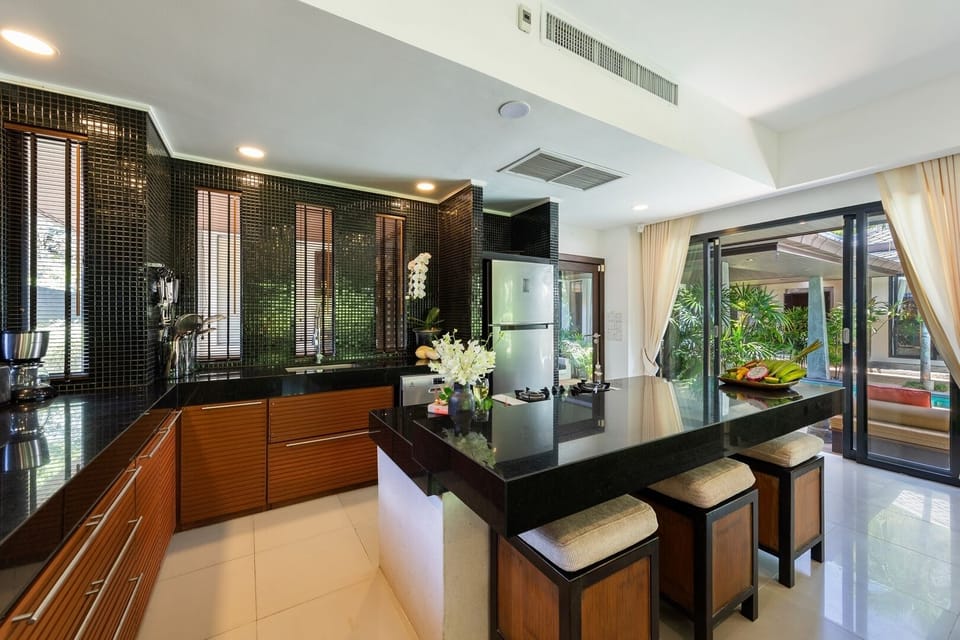 Deluxe Villa | Private kitchen