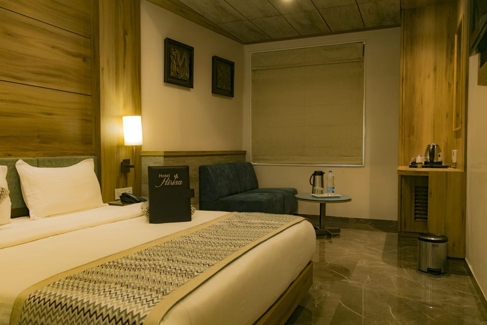 1 bedroom, desk, soundproofing, free WiFi