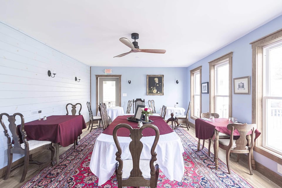 Breakfast room