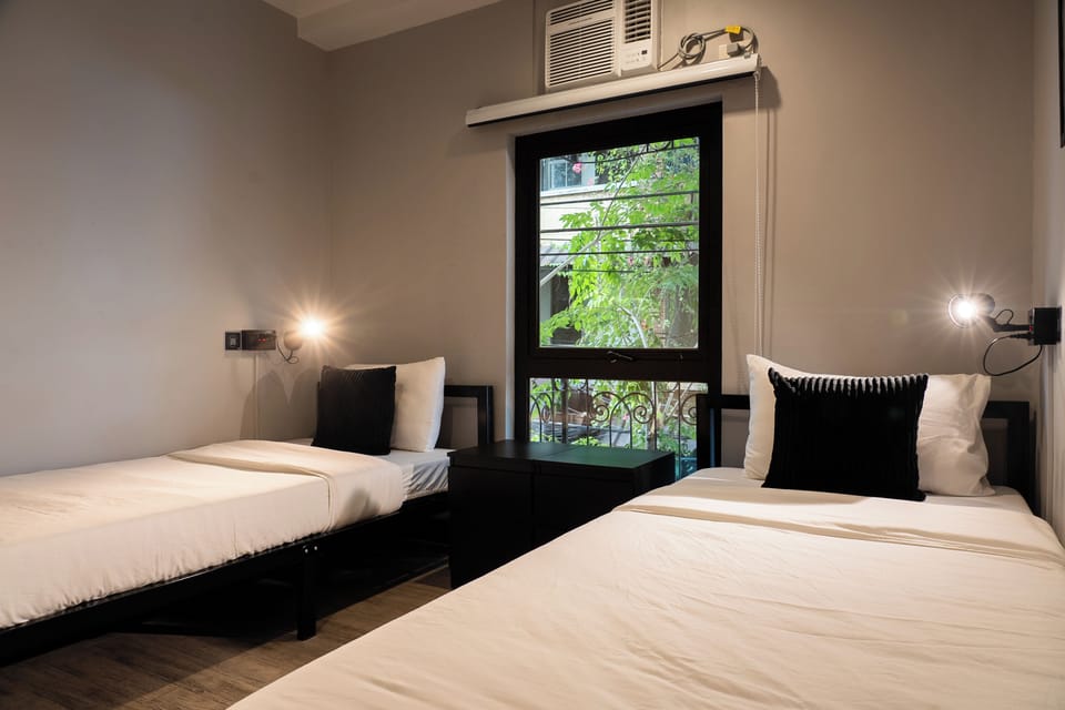 Standard Twin Room | Bed sheets