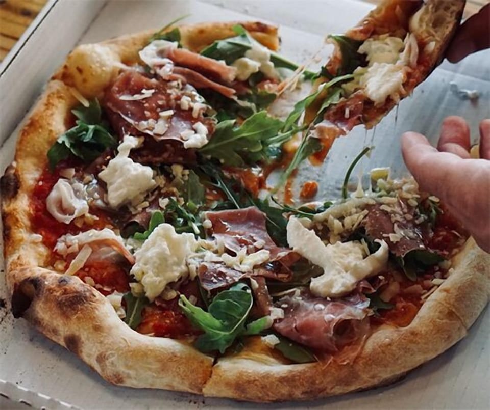 Pizza Eugenes