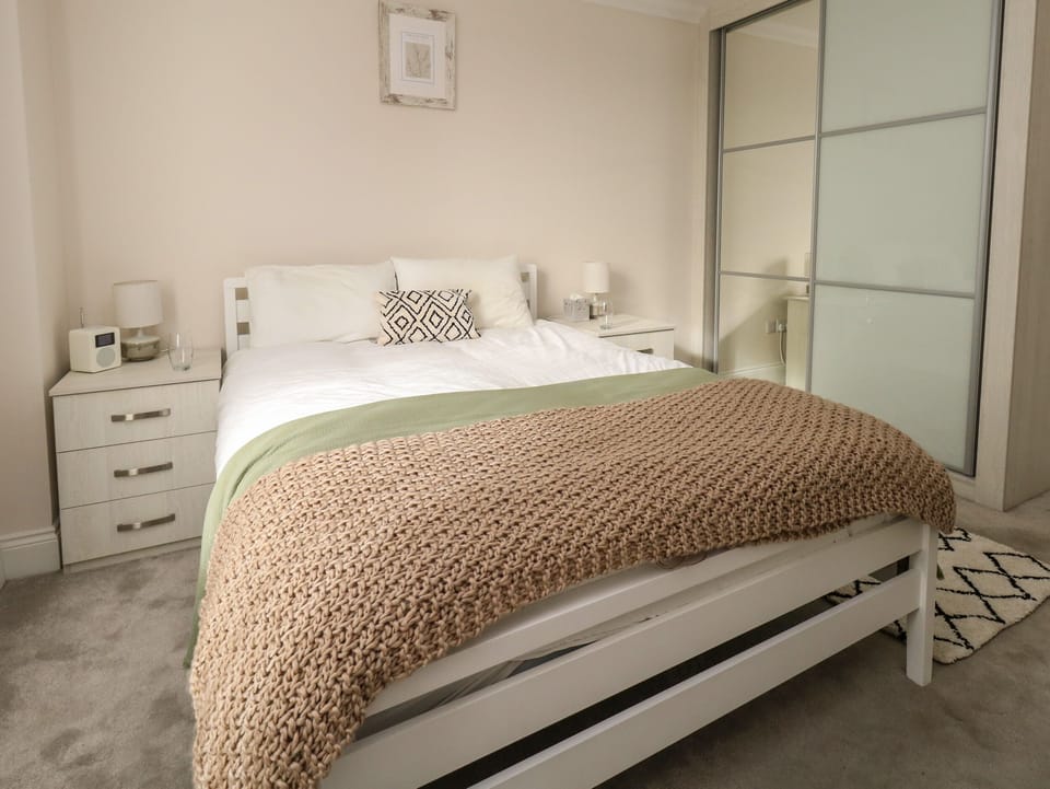 3 Compass Point Cottage in Weymouth