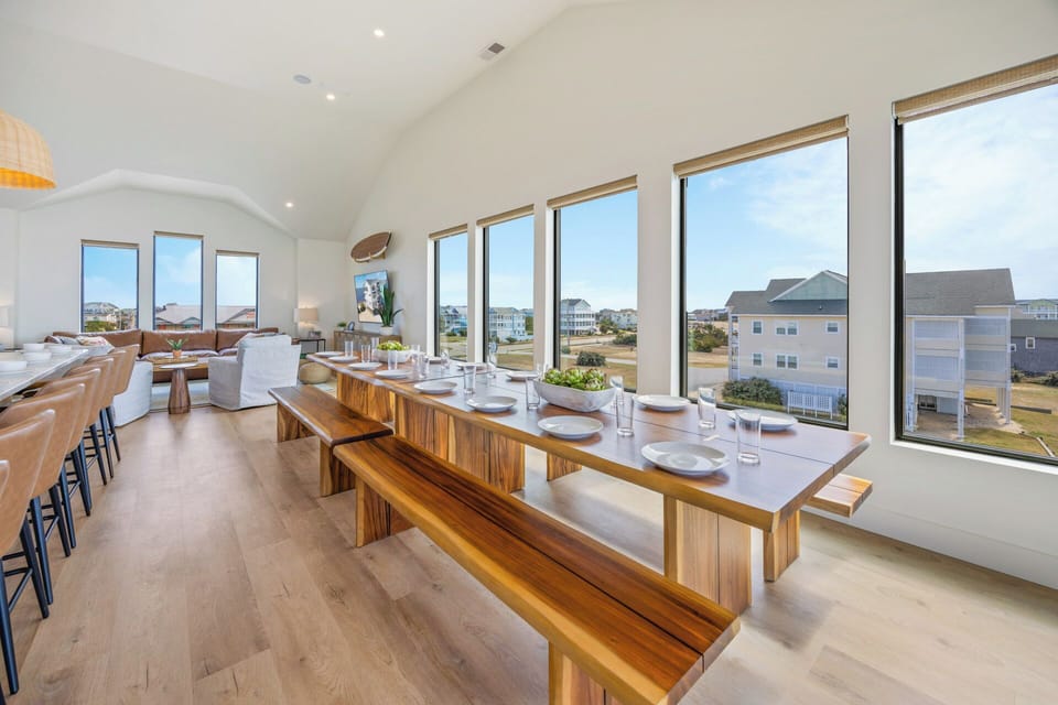 Surf or Sound Realty - 1165 - Wind N Waves - Dining Area -4