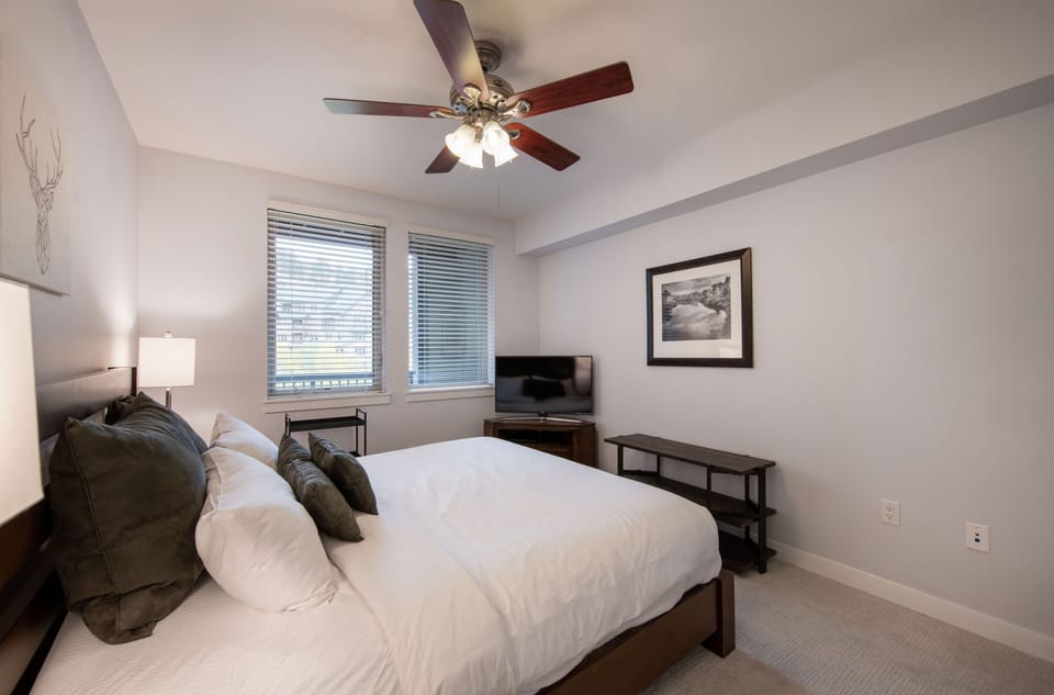 Condo, 1 Bedroom | 1 bedroom, iron/ironing board, free WiFi