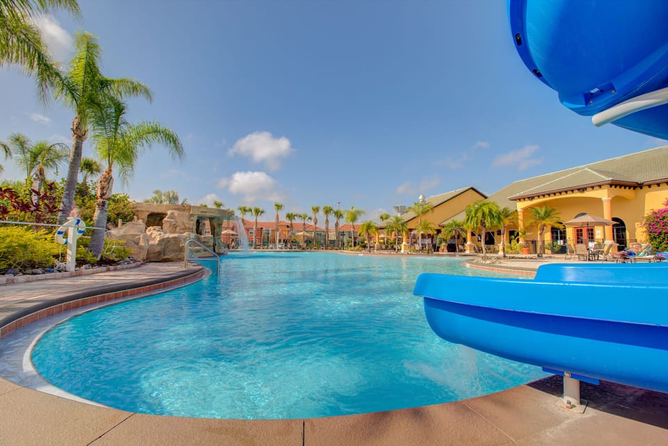 Experience Paradise: Unveiling the Exquisite Beauty of Paradise Palms Resort - A Haven of Luxury and Leisure Await.