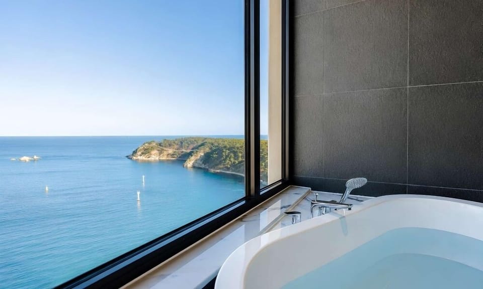 Superior Twin Room | Individually decorated, individually furnished, desk, free WiFi
