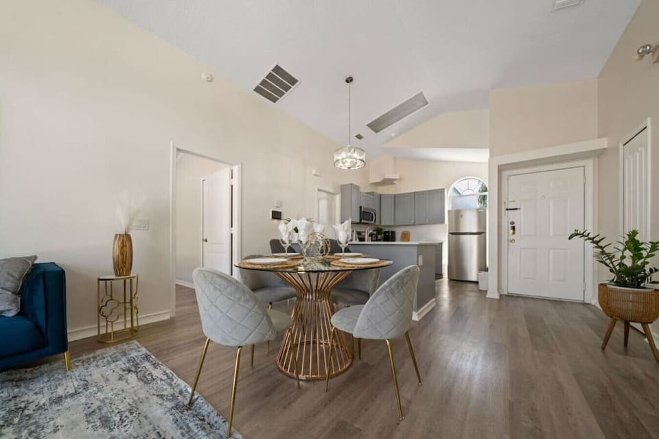 Dining Room#Disney #Parks #kingdom #springs #poolhouse #Vacation #Rental #waterpark #Kissimmee #Orlando #universal #citywalk #legoland #shortstay #longstay #bbq #grill #privatepool