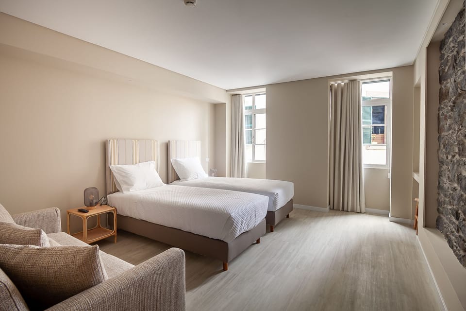 Suite | Minibar, in-room safe, soundproofing, free WiFi
