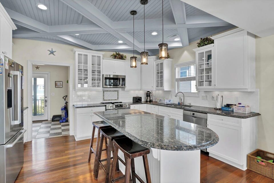Granite Counters and Stainless Appliances