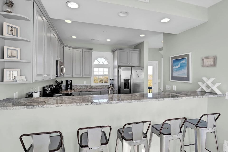 Full Kitchen