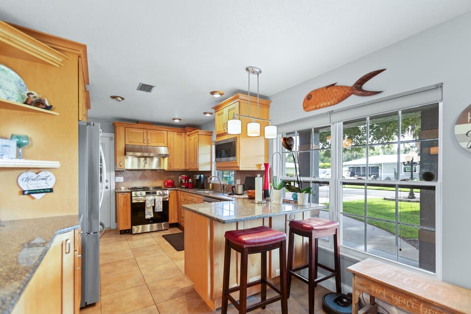 Fully stocked Kitchen with dishwasher, knock nock refrigerator. 