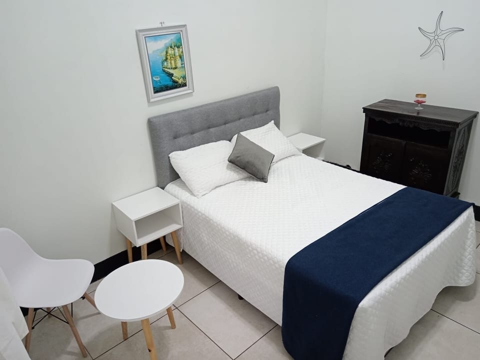 Double Room | WiFi (free), bed sheets