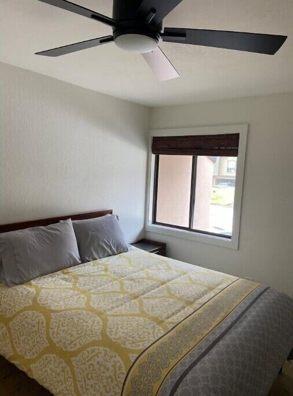 Queen size bed
