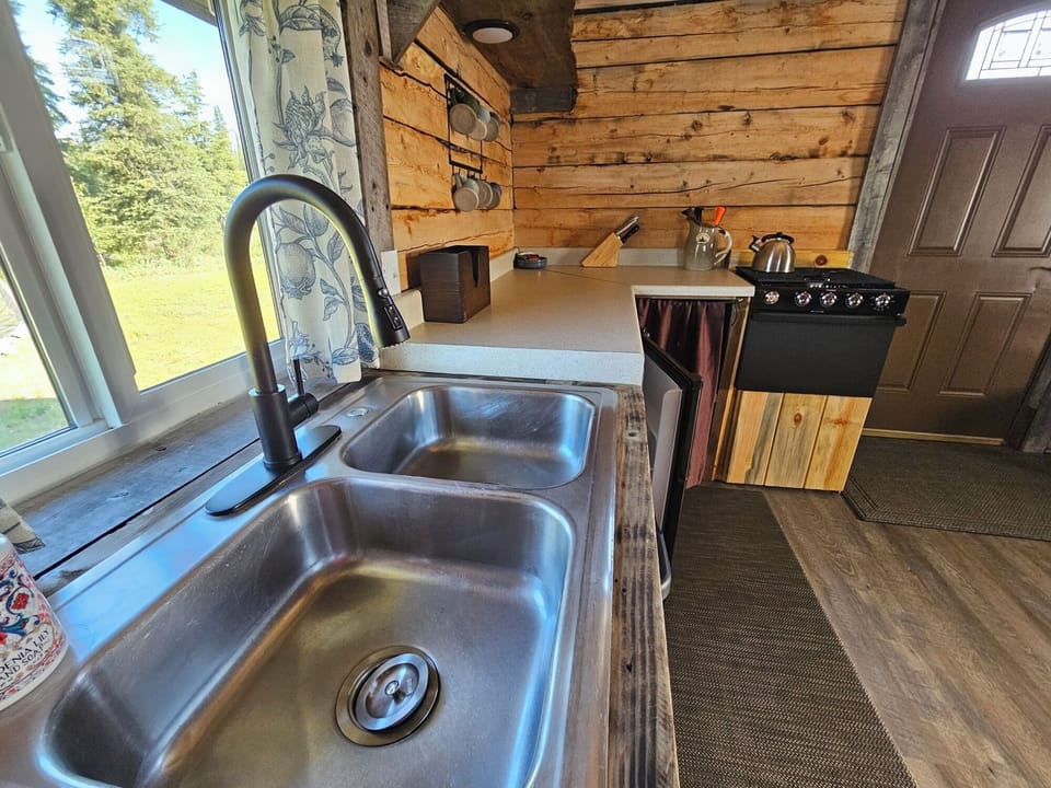 Raven Kitchen