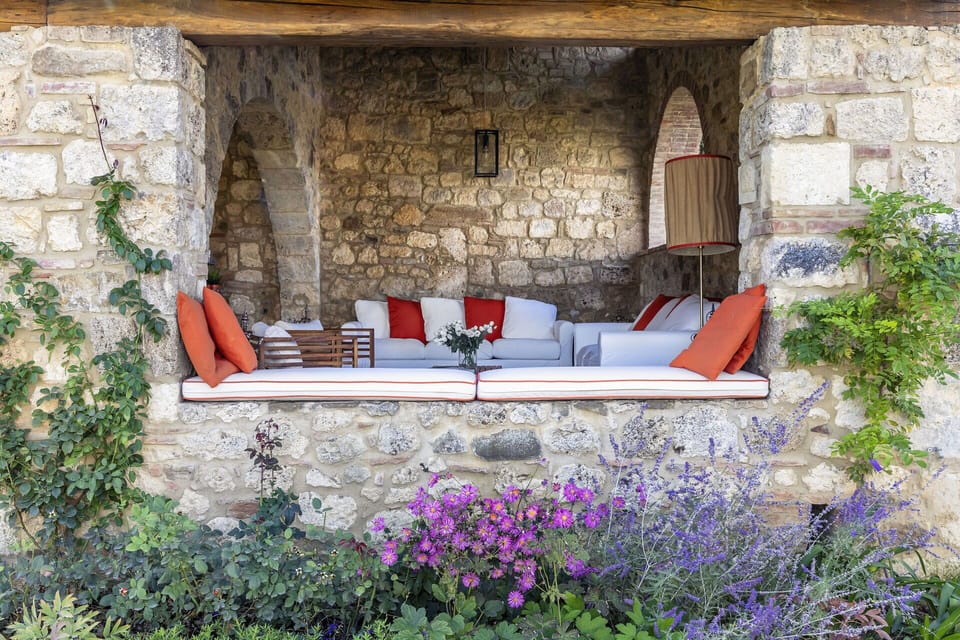 Balcony / Terrace / Patio