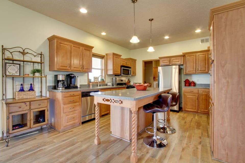 Kitchen | 1st Floor | Spices | Dishware & Flatware | Cooking Basics