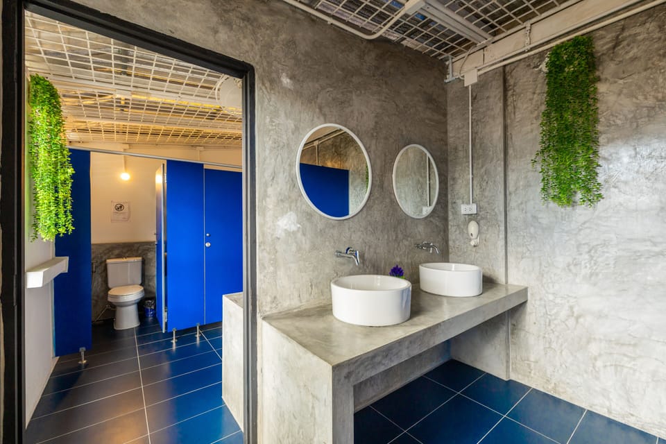 Shower, rainfall showerhead, hair dryer, towels