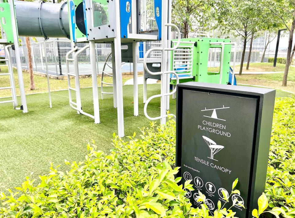 Children's play area - outdoor